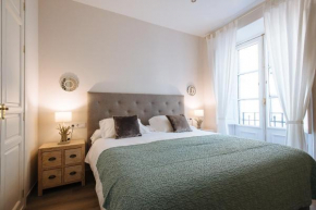 Отель Aponte exclusive apartment in Seville center  Севилья